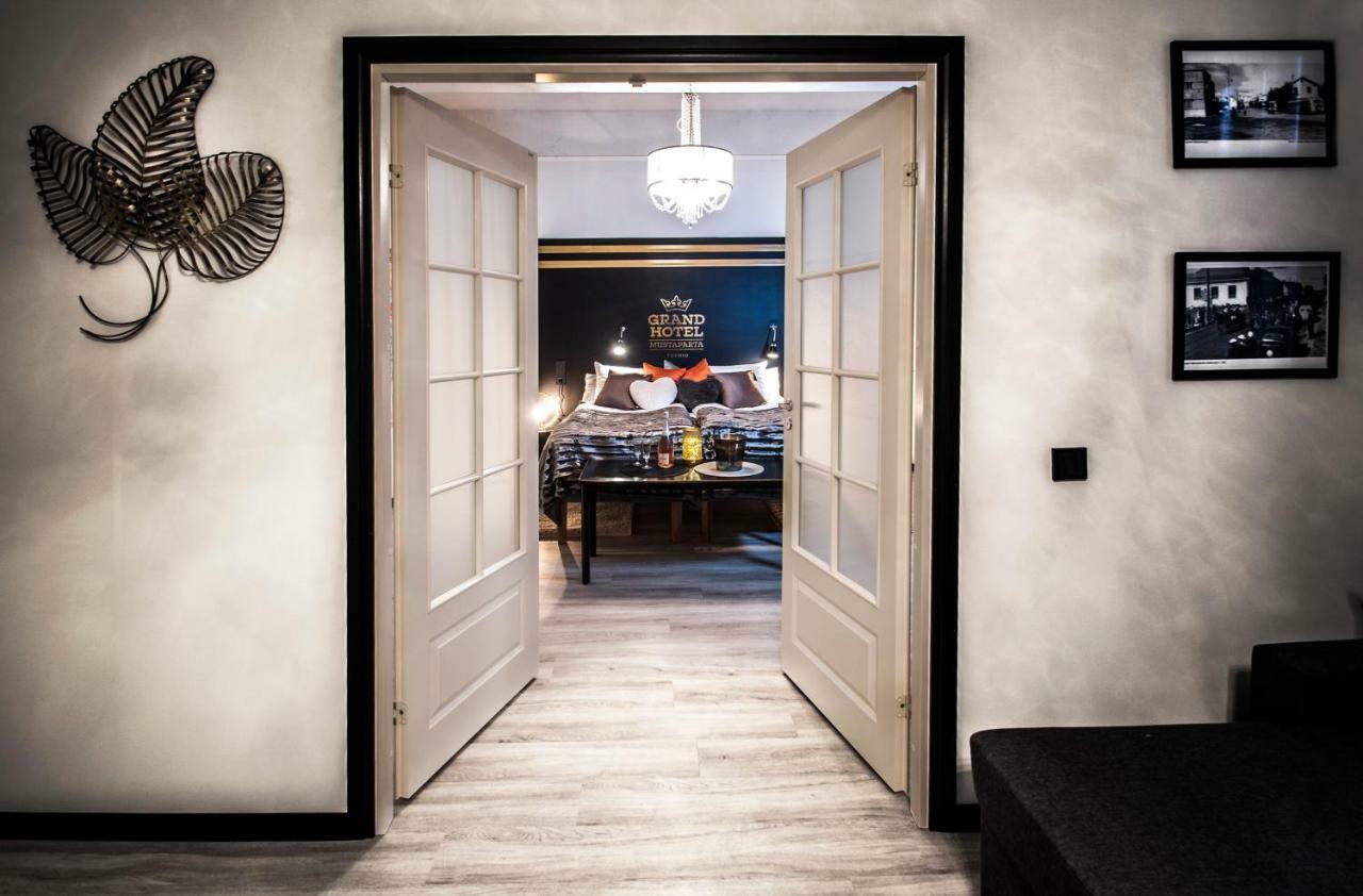 Boutique Hotel Mustaparta Торнио Экстерьер фото